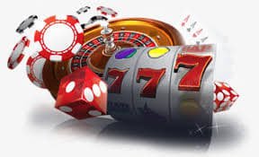 Studio live Lightning Dice dengan tiga dadu dan host profesional